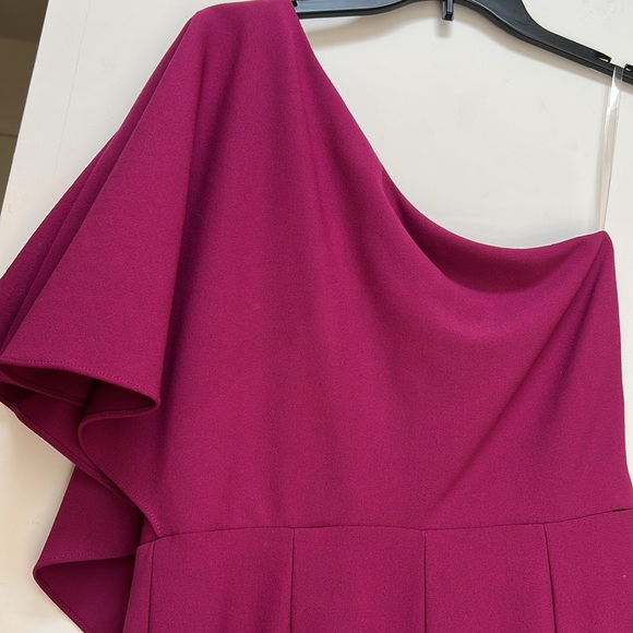 Marina Fuchia Pink One Shoulder Jumpsuit Size 10 - Picture 3 of 3